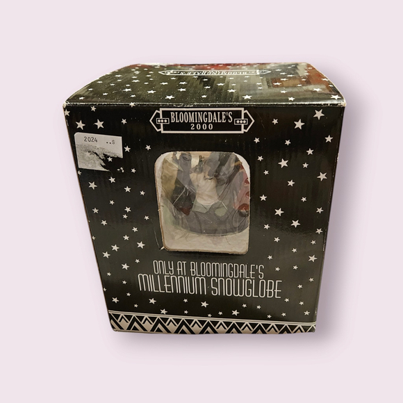 Only at Bloomingdale's 2000 Millennium New Years Snowglobe New Rare - Picture 4 of 14